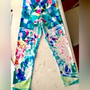 soul cycle leggings by zara terez x-small multicolored lightly worn